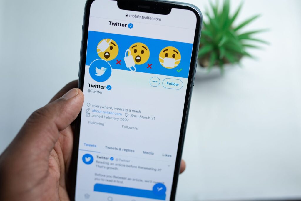 Social media marketing op een smartphone